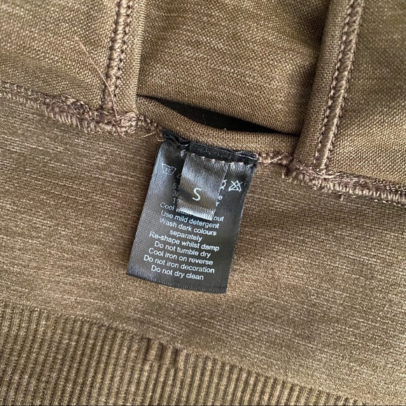 Alphalete Amplify Sportsbra - Picture 3 of 4